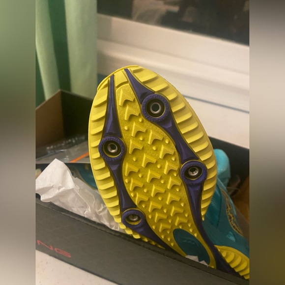 Women’s Saucony Kilkenny XC Spikes with spikes included - Picture 2 of 5